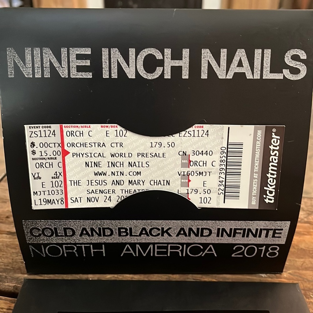 Nine Inch Nails 2018 Cold and Black and Infinite Tour